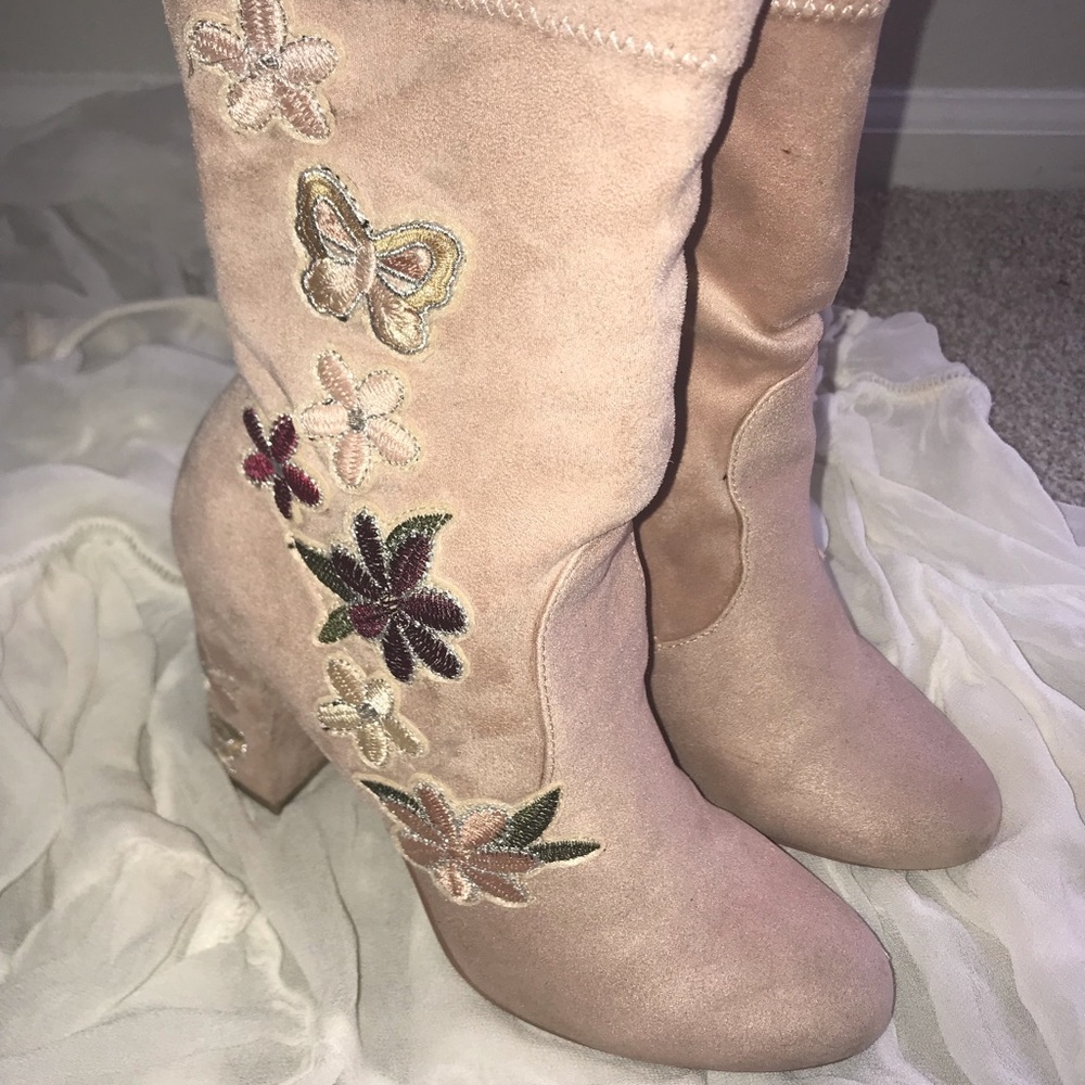 CHINESE LAUNDRY ADORABLE Pink Floral Booties!